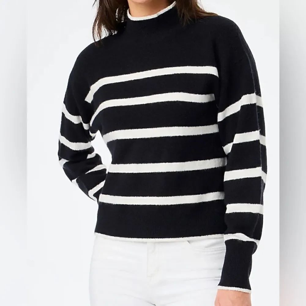 J.Crew Mockneck sweater in extra-soft yarn NWT Size L